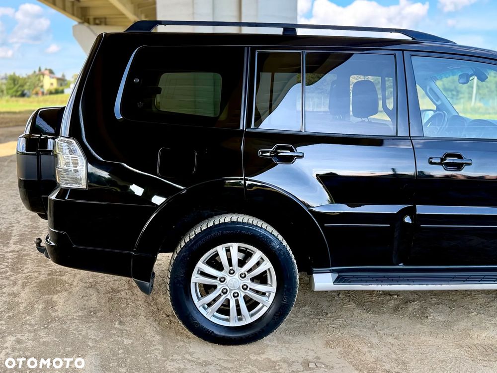 Mitsubishi Pajero 3.2 DID Instyle - 11