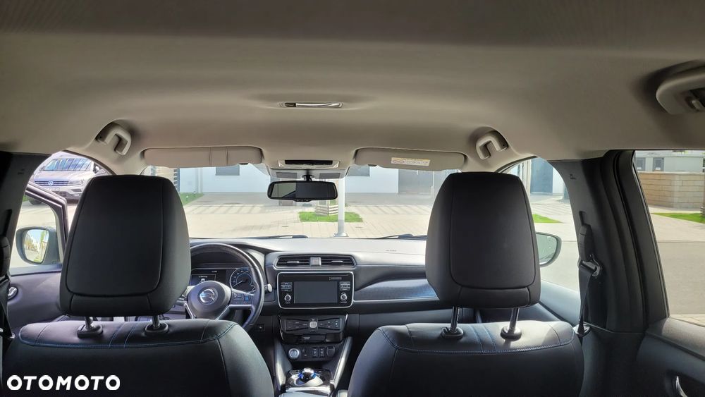 Nissan Leaf 40 kWh Tekna - 28