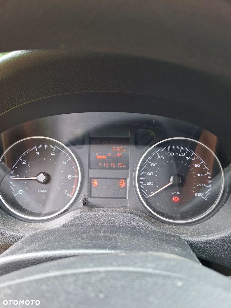 Peugeot 301 1.6 VTi Active - 2