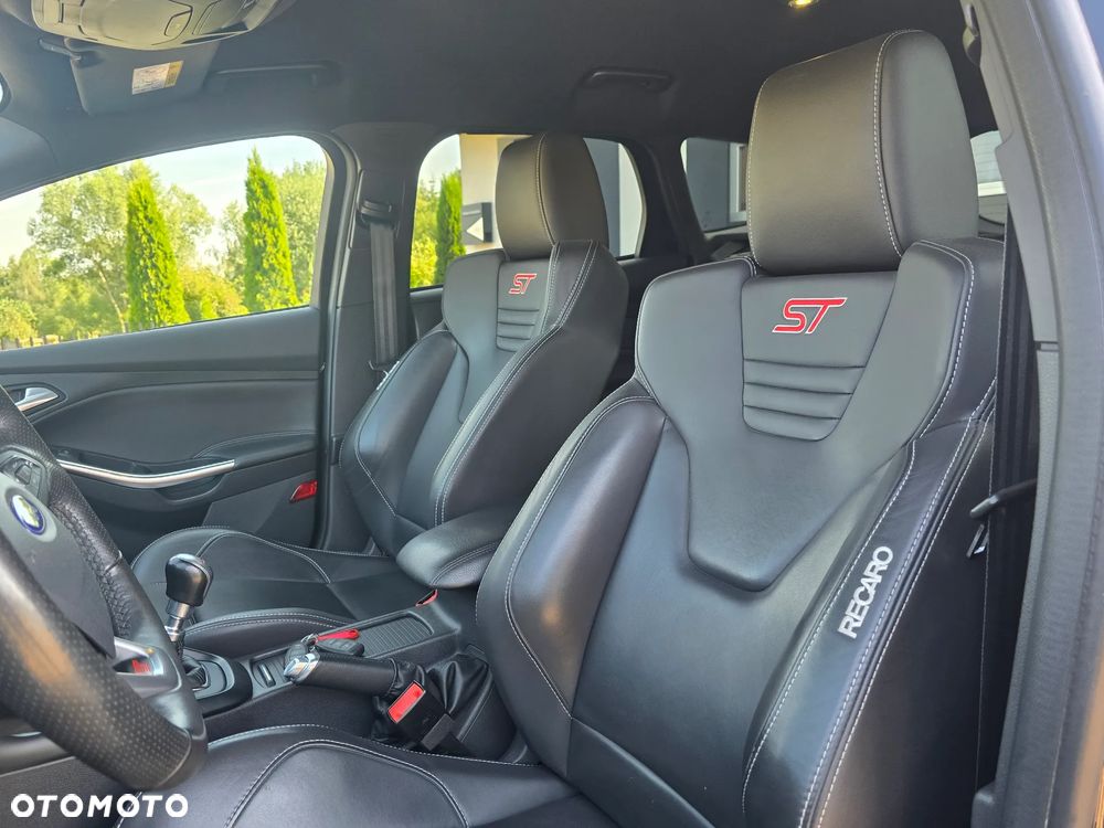 Ford Focus - 17