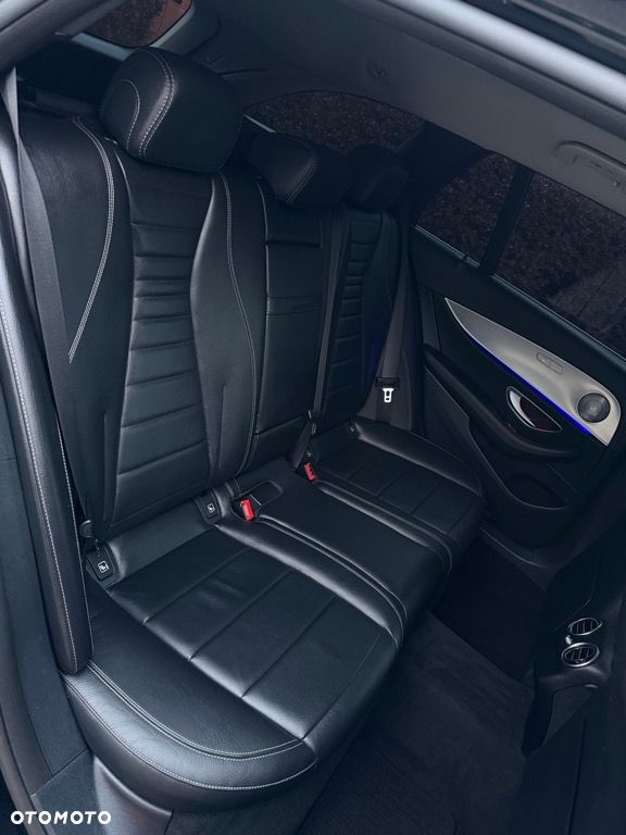 Mercedes-Benz Klasa E 220 d 4-Matic Avantgarde - 33