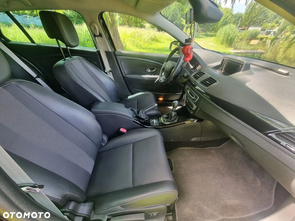 Renault Megane ENERGY TCe 115 Start & Stop LIMITED - 6