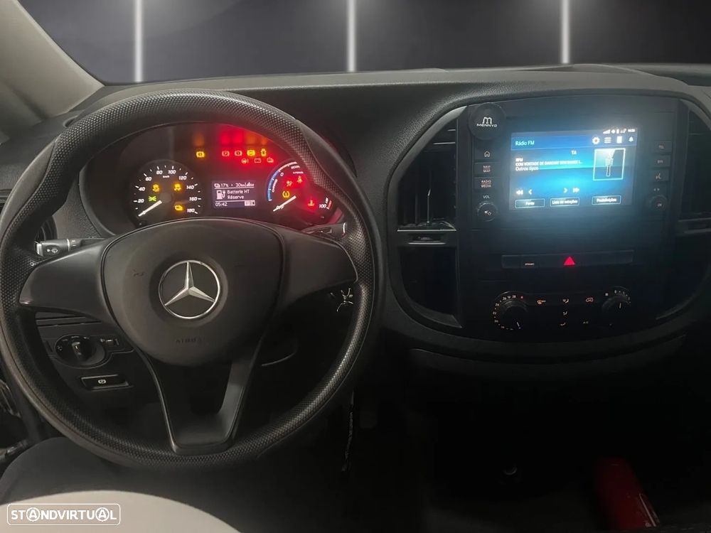 Mercedes-Benz eVito Tourer Longa PRO - 6