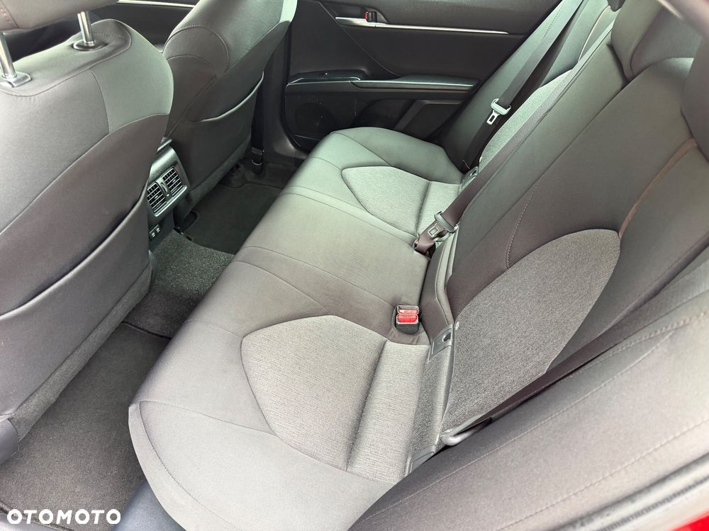 Toyota Camry 2.5 Hybrid Comfort CVT - 31