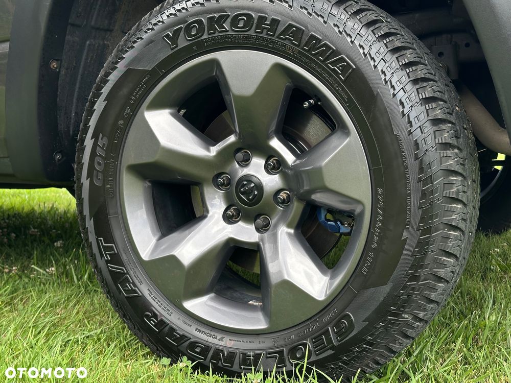 RAM 1500 5.7 Crew Cab Bighorn - 11