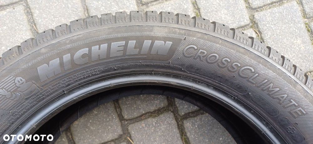 MICHELIN 215/55R17 94V , pojedyńcza opona wielosezonowa. - 3