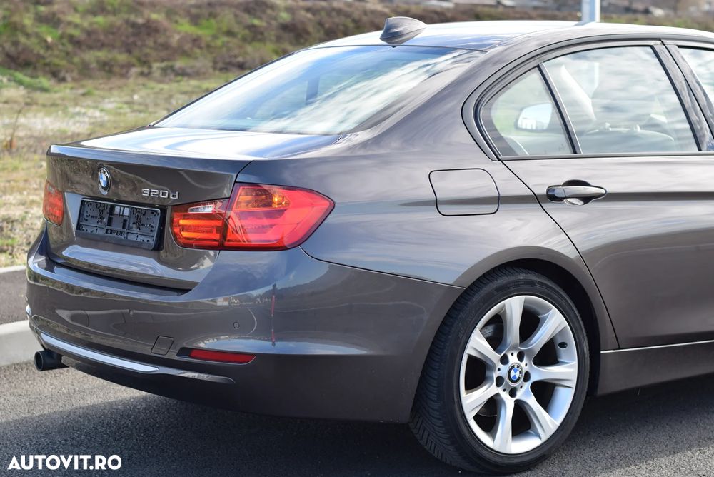 BMW Seria 5 520d Aut. Modern Line - 29