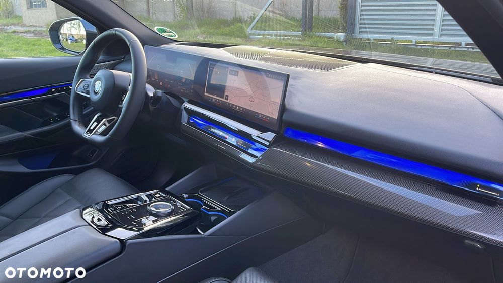 BMW Seria 5 540d xDrive - 13