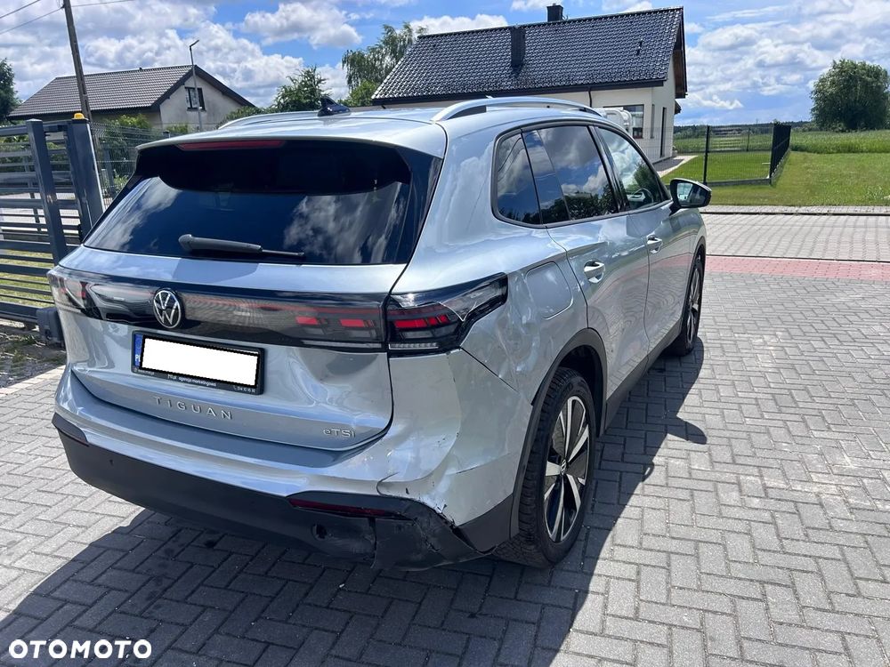 Volkswagen Tiguan 1.5 eTSI Elegance DSG - 3
