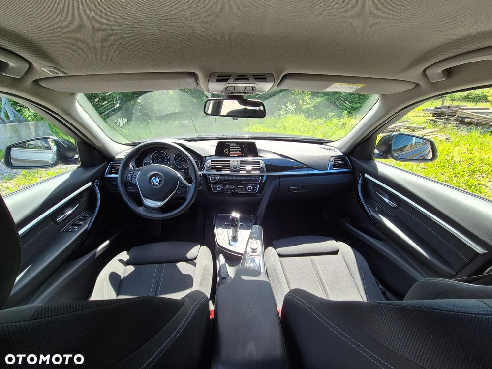 BMW Seria 3 320d xDrive Edition Luxury Line Purity - 30