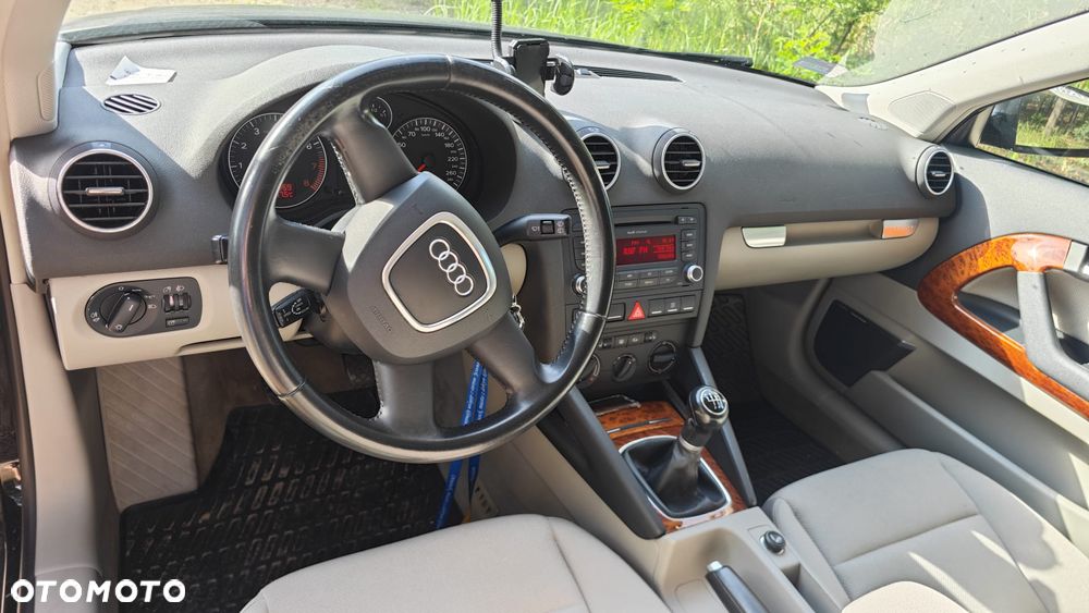 Audi A3 3-drzwiowe 2.0T FSI Quattro Ambiente - 7