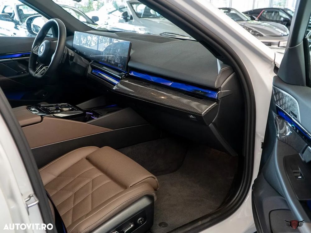 BMW Seria 5 550e xDrive Aut. - 14