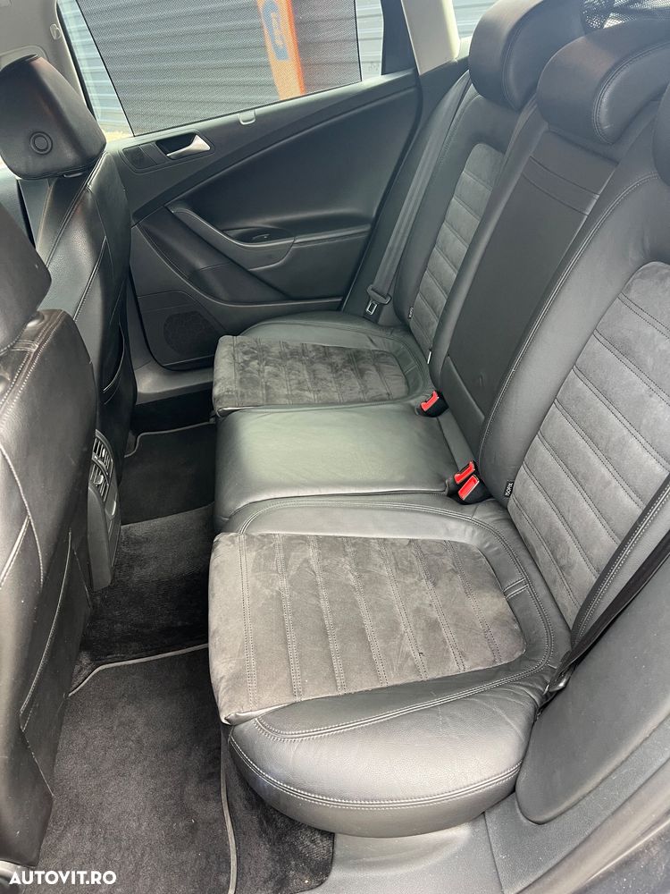 Volkswagen Passat - 12