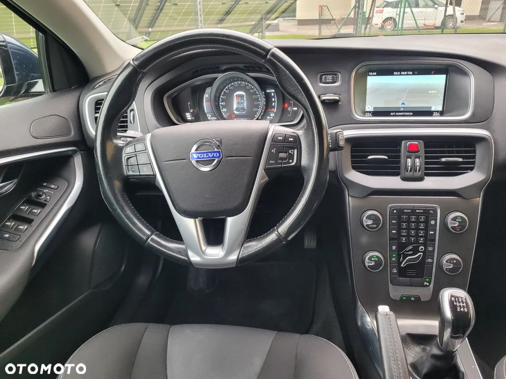 Volvo V40 D2 You - 14