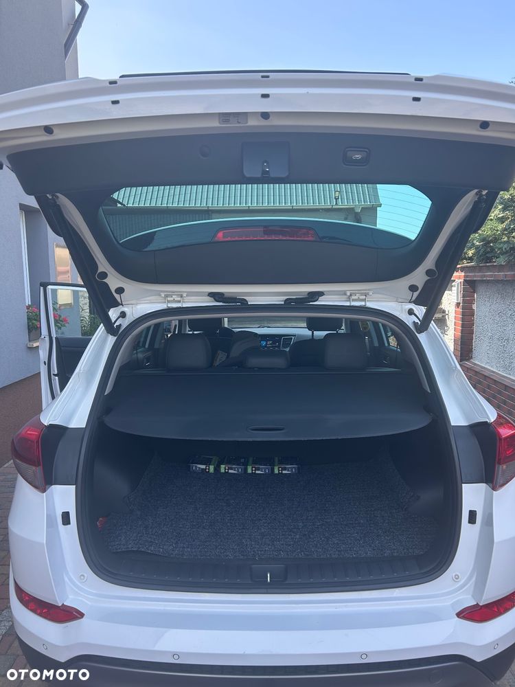 Hyundai Tucson 2.0 CRDi 4WD Automatik Premium - 6