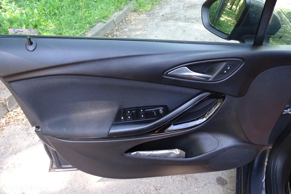 Opel Astra 1.4 Turbo Start/Stop Dynamic - 31