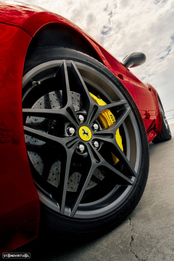 Ferrari California T — fotografia 3