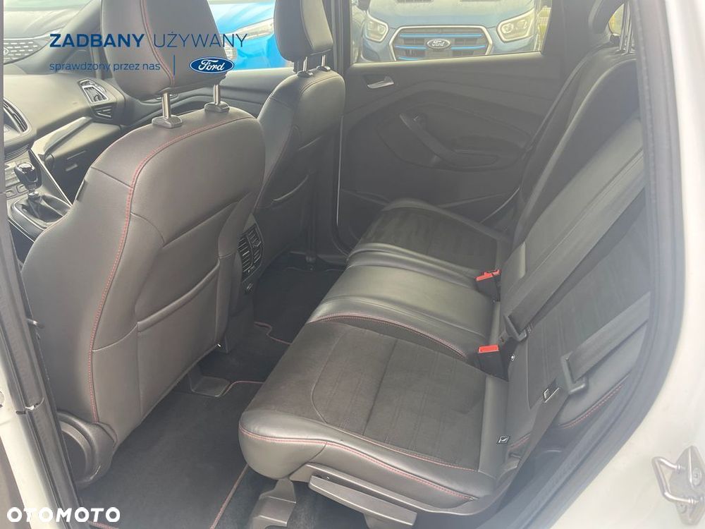 Ford Kuga 1.5 EcoBoost 2x4 ST-Line - 11