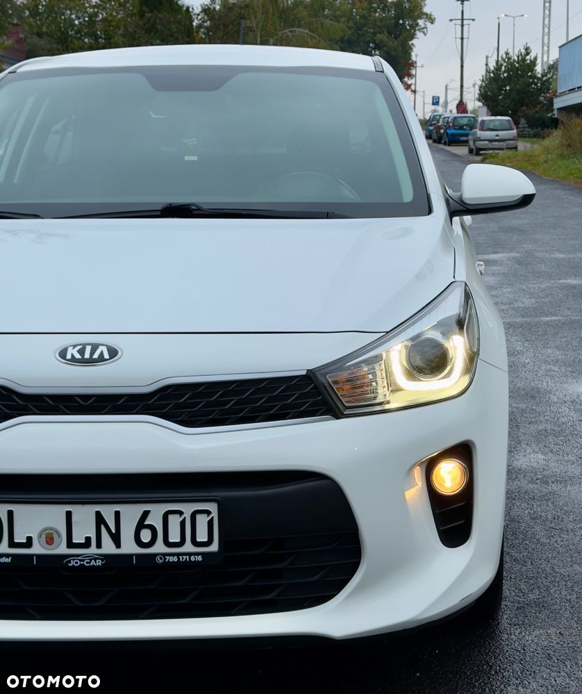 Kia Rio 1.0 T-GDI 100 Dream-Team Edition - 26