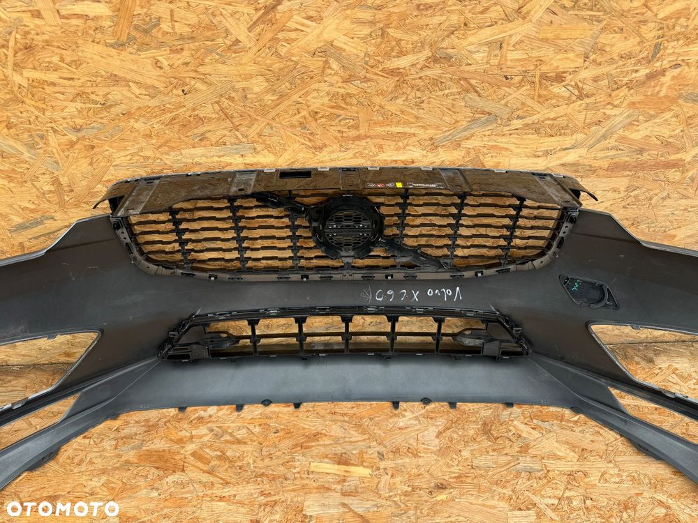 ZDERZAK PRZÓD PRZEDNI VOLVO XC60 II 2 17+ R-DESIGN 4PDC GRILL KRATKA ŚRODKOWA 31449127 32296071 31425534 ORYGINAŁ - 13