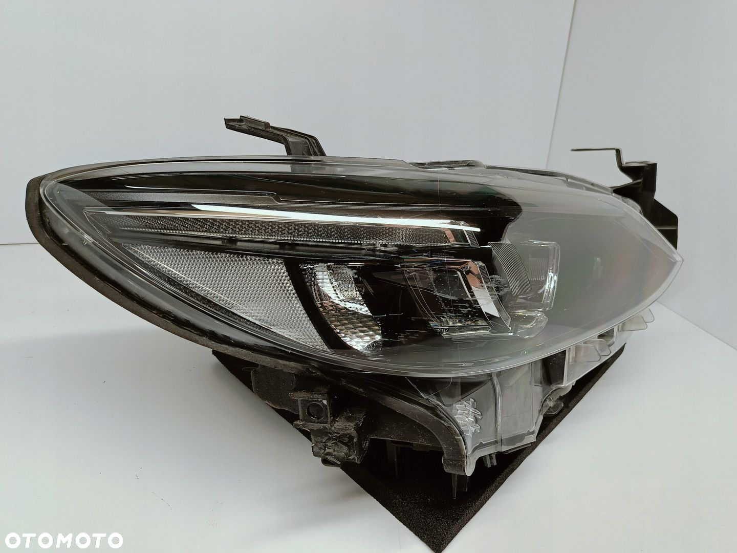 MAZDA 6 GJ LIFT 15- LAMPA PRAWA PRZÓD PRZEDNIA LED EU KOITO 100-65633 - 4