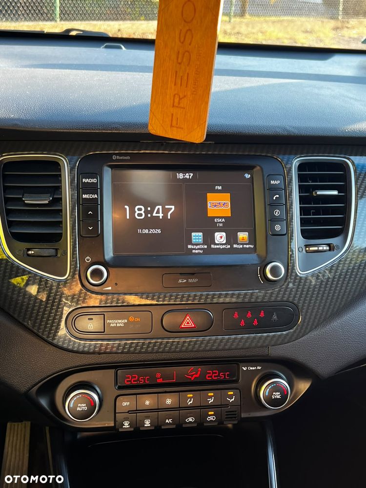 Kia Carens - 23