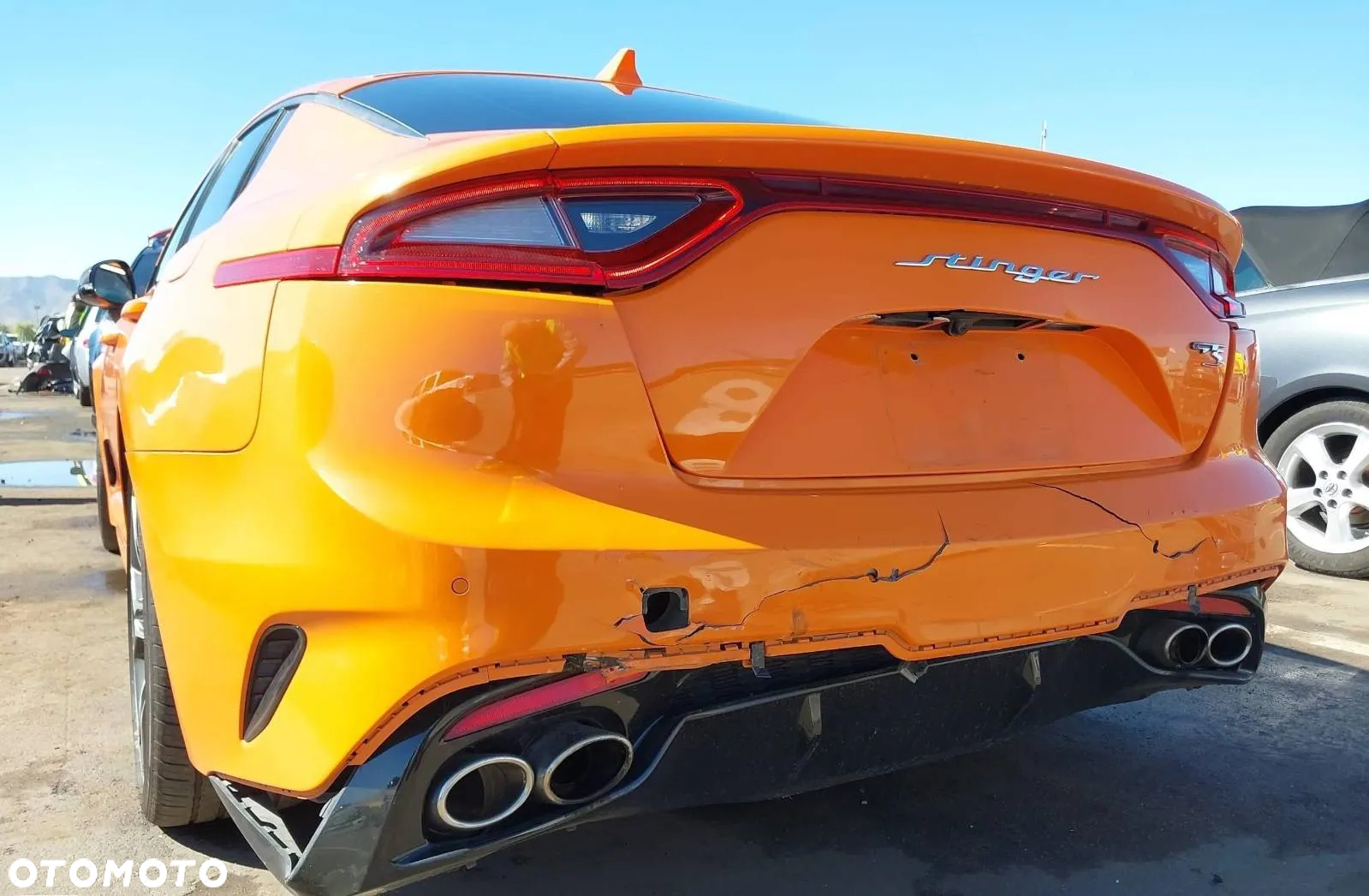 Kia Stinger - 14