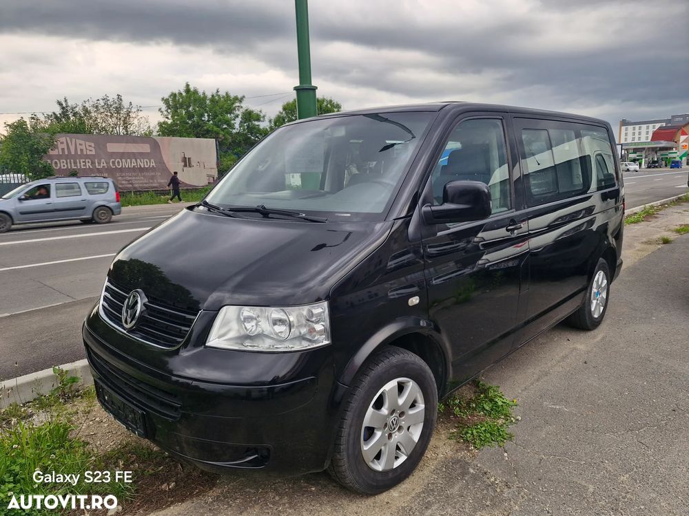 Volkswagen Multivan - 12