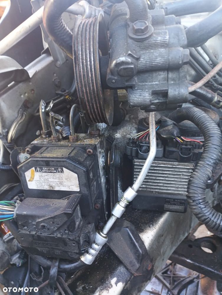 Silnik kompletny lub bez osprzętu TOYOTA D4D 2.0 116KM 04-09 skrzynia 5 biegów - 14