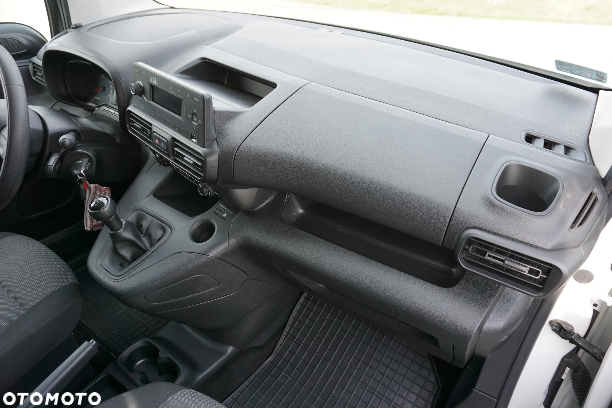 Toyota Proace City 1.5 D-4D Long 2,3t Active (bryg.) - 19