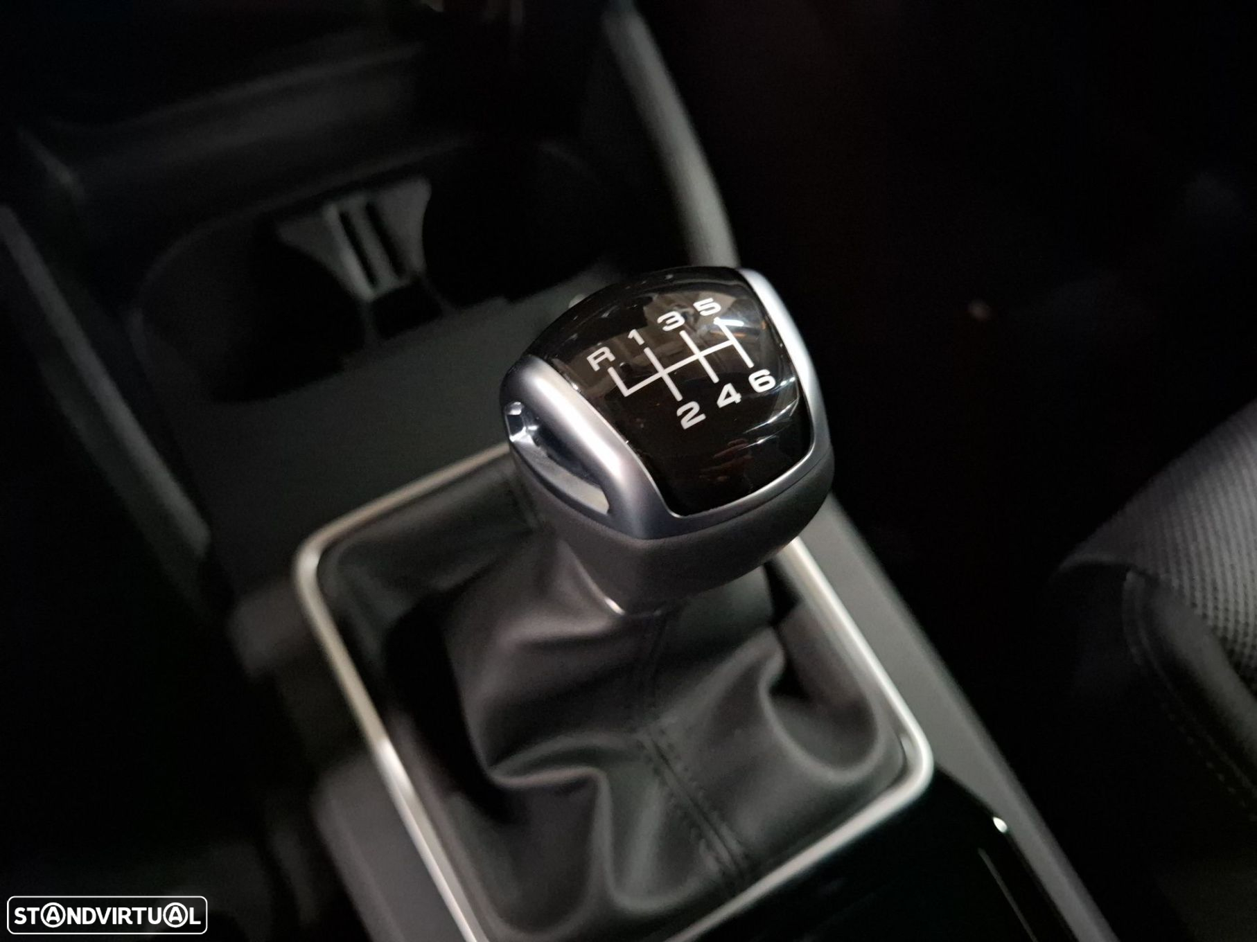 Audi Q2 30 TFSI Advanced - 17