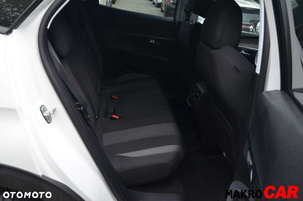 Peugeot 3008 1.2 PureTech Active S&S - 9