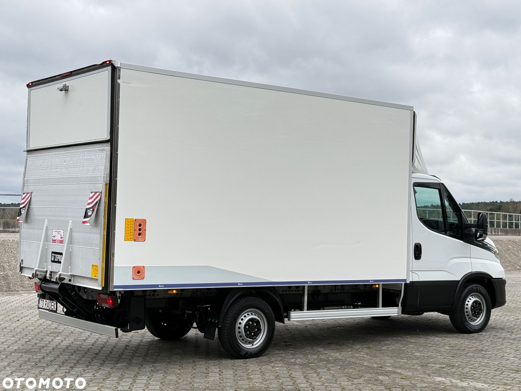 Iveco DAILY 35-160 160KM Hi Matic *Resor+Poduszka* Full LED Kontener * Izoterma +Winda 750KG SUPER STAN!!! - 6