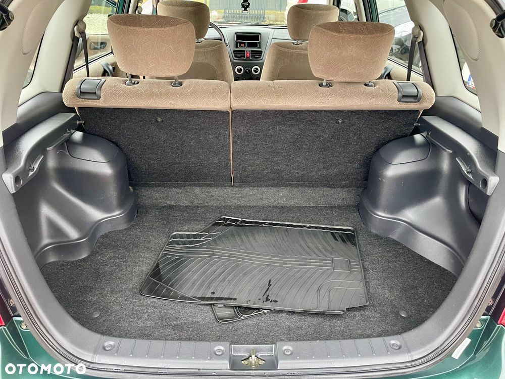 Suzuki Liana Kombi 1.3 Club - 32