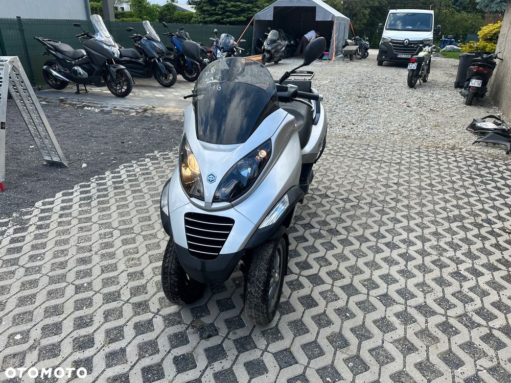 Piaggio MP-3