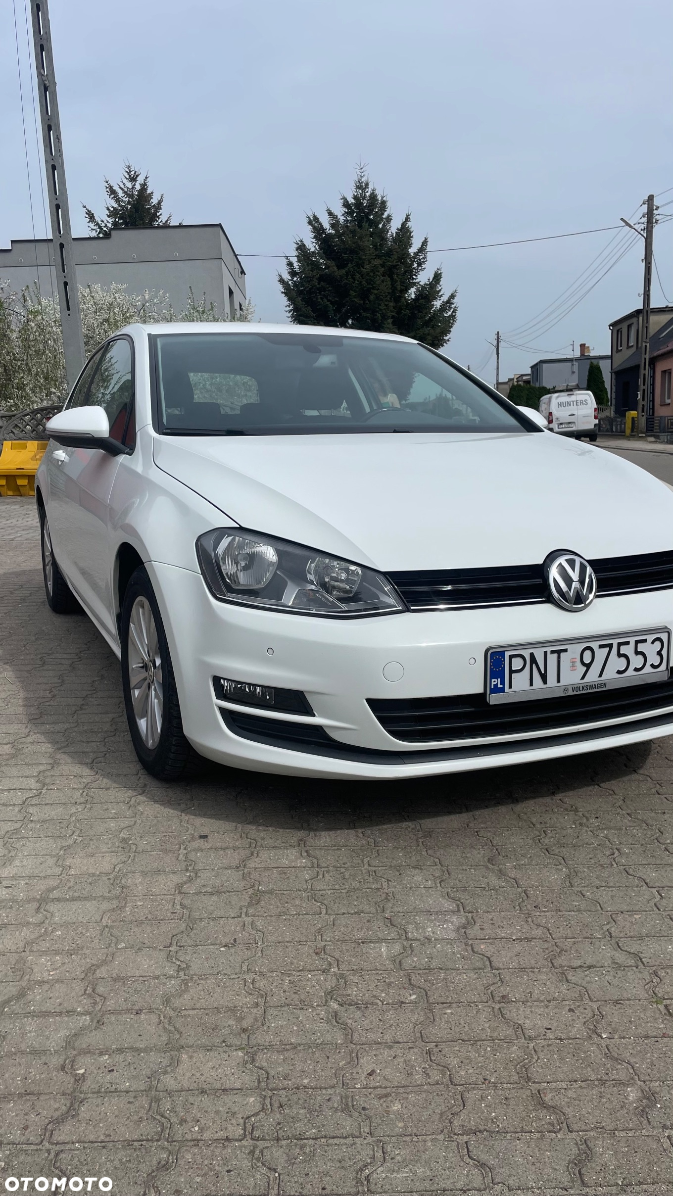 Volkswagen Golf 1.6 TDI BlueMotion Technology Comfortline - 12