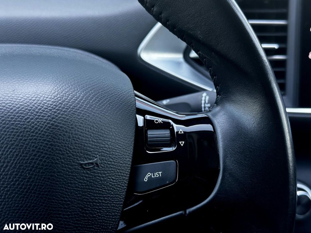 Peugeot 308 - 17