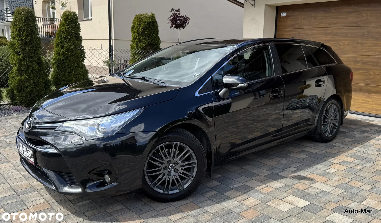 Toyota Avensis Touring Sports 1.8 Business Edition - 27