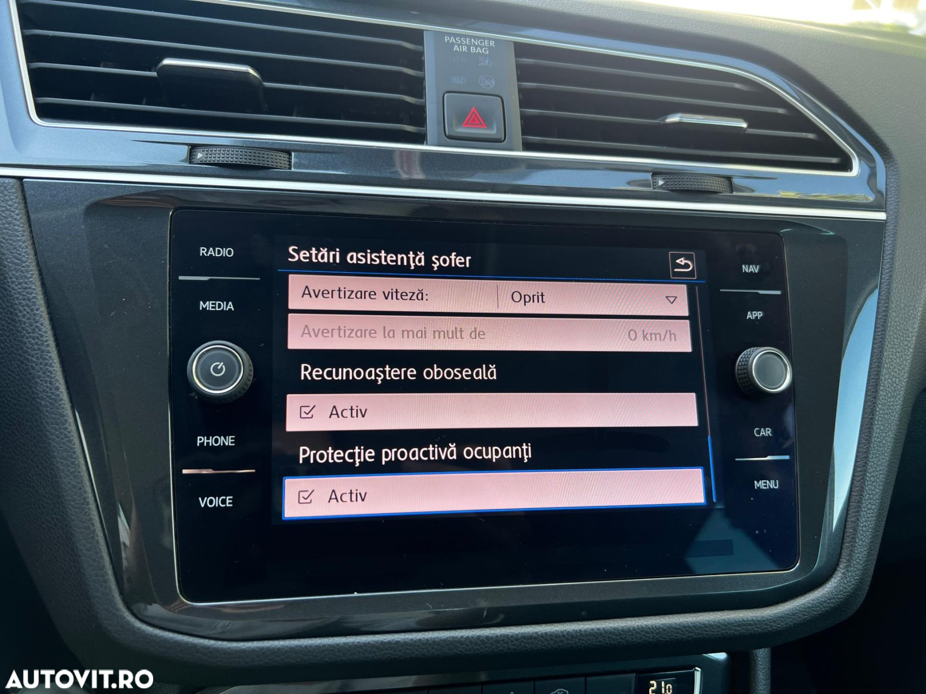 Volkswagen Tiguan - 19