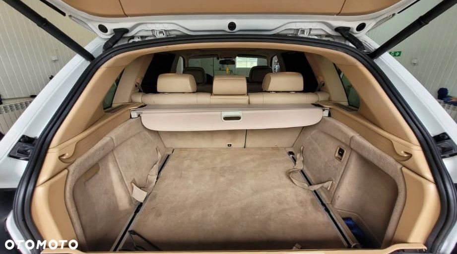 BMW X5 4.8i xDrive - 13