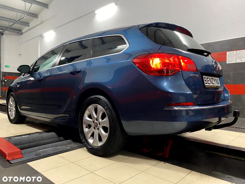 Opel Astra 1.4 Turbo Innovation - 12