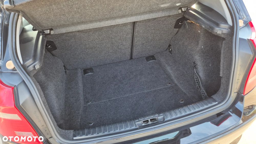 BMW Seria 1 116i - 21