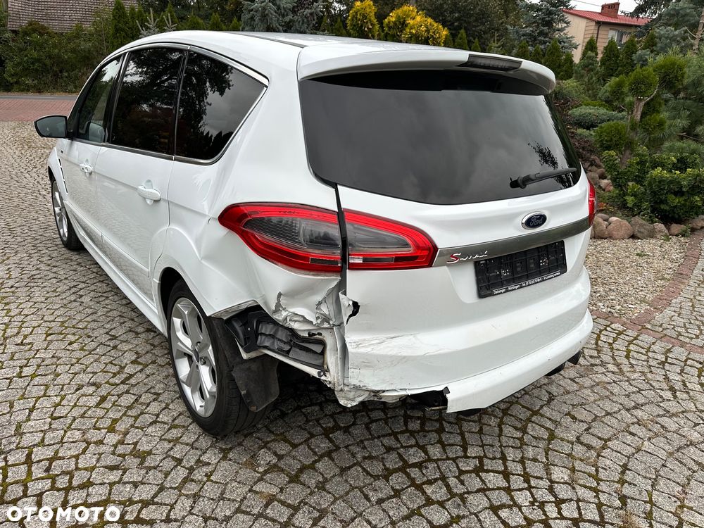 Ford S-Max - 8
