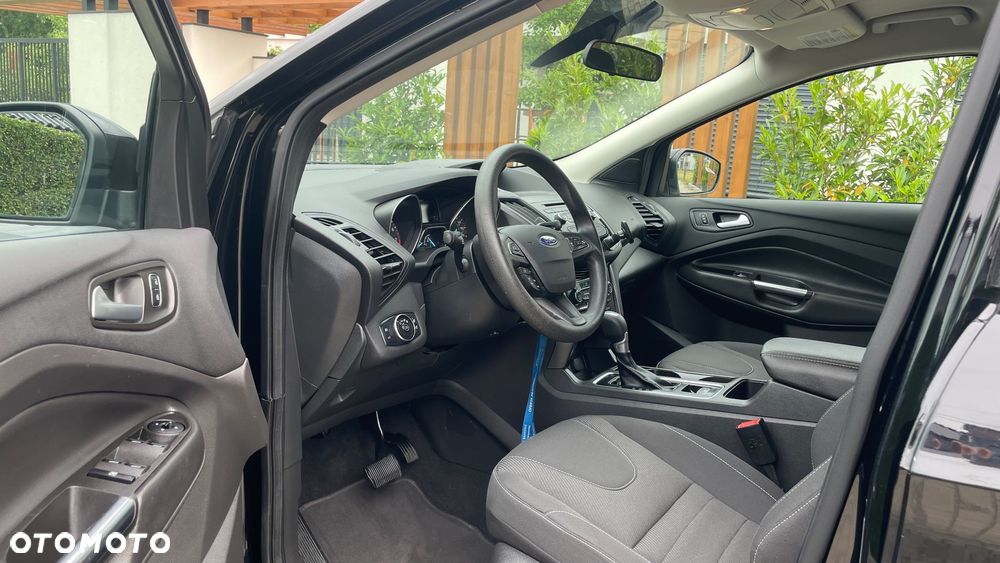 Ford Kuga - 13