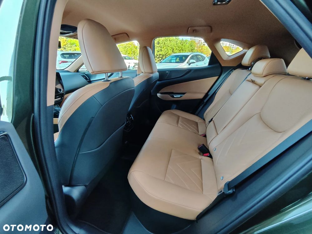 Lexus NX 450h+ Omotenashi AWD - 12
