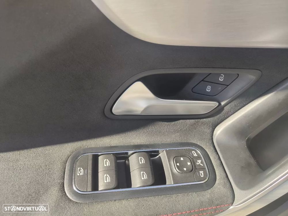 Mercedes-Benz A 180 d AMG Line Aut. - 23