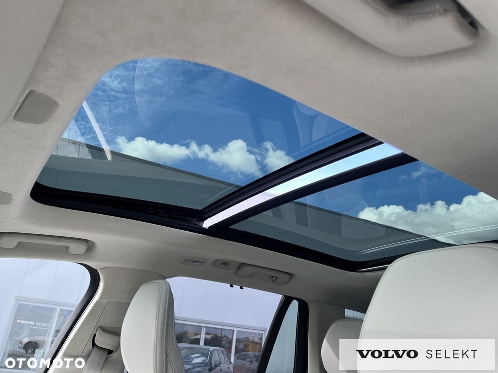 Volvo XC 90 - 24