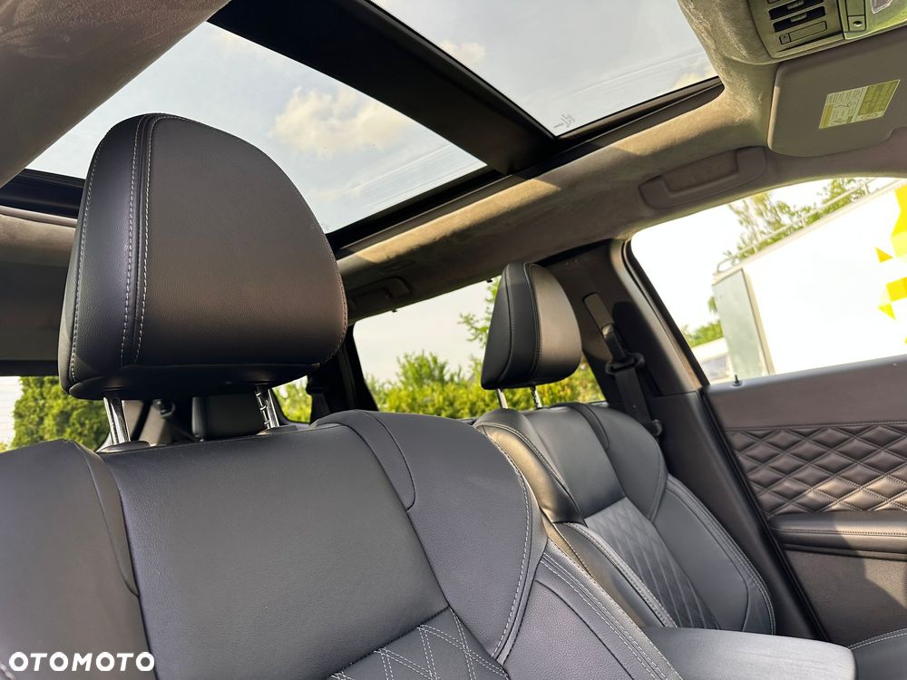 Mitsubishi Outlander - 10