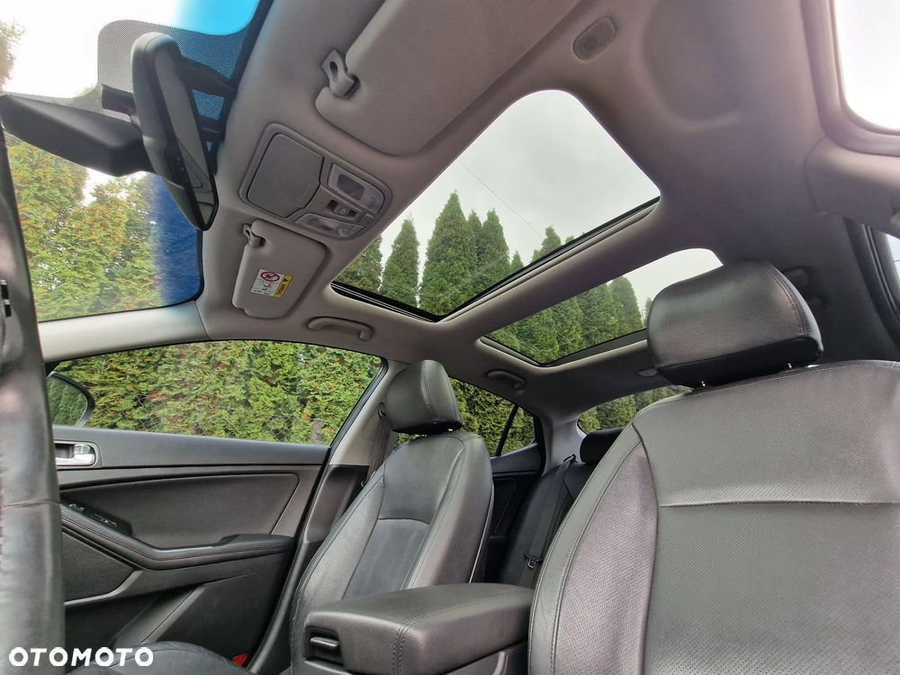 Kia Optima 2.0 CVVT Hybrid Spirit - 28