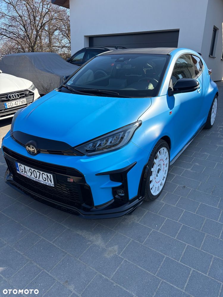 Toyota Yaris - 4